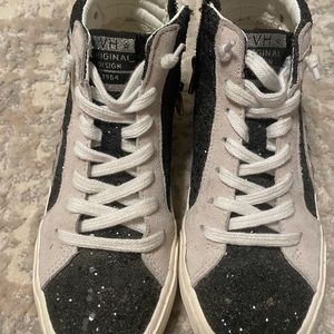 Vintage Havana sneakers size 6